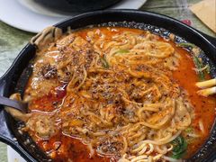 -小街曹师傅砂锅麻辣烫(亚泰大街店)