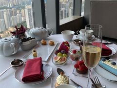 靠窗位-悦厅·下午茶(杭州柏悦酒店)