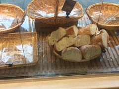 -巴黎贝甜(大宁国际商业广场店)
