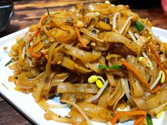 特色老友炒粉-蚝美人·生蚝海鲜烧烤(茶花园店)