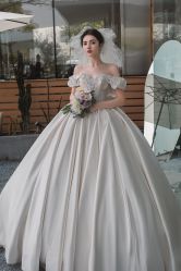 -艾米丽婚纱礼服