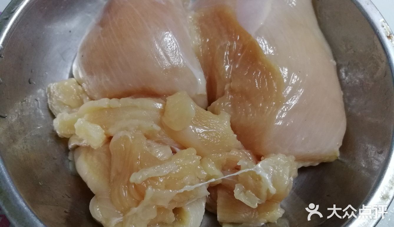 春日的爽口芽菜炒肉