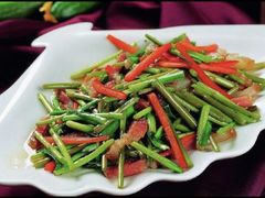 篱篙炒腊肉-唐伯虎新派湘菜馆(石夏时代广场店)