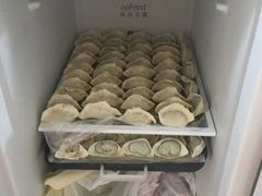 -爱的果实月嫂育婴师(世纪东方店)