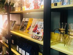 -留白咖啡(人民巷八号大院店)