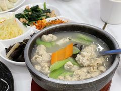 -东方饺子王(新奥购物中心店)