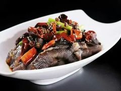 乌鸡爪-老佛爷·铜炉炭火蛙锅(海州吾悦店)
