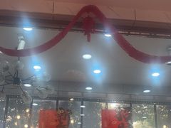-休记光头香辣蟹干锅(绵竹店)
