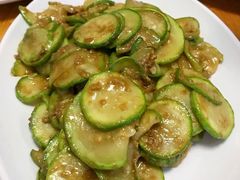 咸蛋黄炒小瓜-甜甜屋(解放中路店)