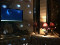 -萧邦音乐会所KTV(向西店)