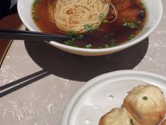-松鹤面馆·古法焖肉面(观前店)