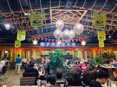 大堂-龙泉人椰子鸡.糟粕醋.海南菜(三亚旗舰店)