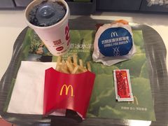 -麦当劳(番禺信联大厦店)