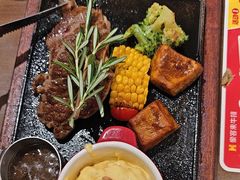 -豪客来牛排(空港华联店)