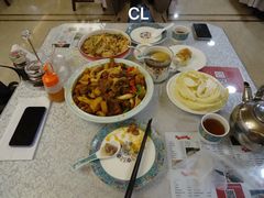 -汗腾格里·风味餐厅(新疆驻京办店)