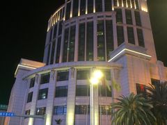 -茂名熹龙国际大酒店(人民广场高铁站店)