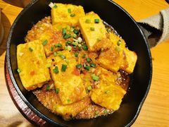 蒜香火腿包浆豆腐-云海肴·汽锅鸡·云南菜(天山百盛优客店)