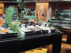 -钱小奴海鲜自助黑金店(杭州滨江龙湖店)