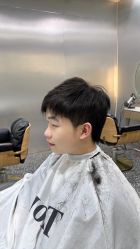 -Tloml salon