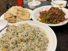 酸菜蛋炒饭-湘肠香火锅店(团结湖店)