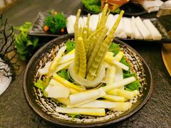 -湊湊火锅·茶憩(打浦桥日月光店)