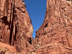 -天山神秘大峡谷