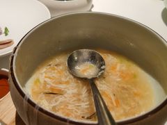 -醉辉皇上海之巅(上海中心大厦店)