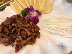 京酱肉丝-东四民芳餐厅(世茂工三店)