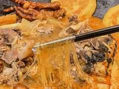 -老刘生态大鱼坊铁锅炖鱼(赛马场店)
