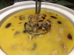 养生土鸡汤-老街鱼嘴巴(坡子街老店)