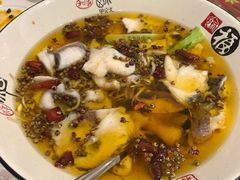 水煮草鱼-渝信川菜(西单店)