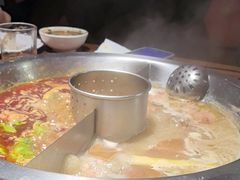 -佬土鹅肠火锅(解放路店)