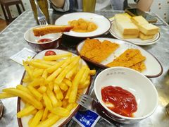 -兴华里茶记(禅城同济首店)