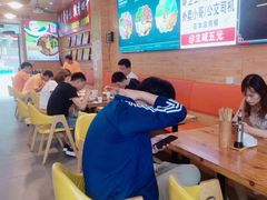 -伊麦佳兰州牛肉面清真美食店