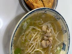 鲜肉锅盔-王记老幺肥肠粉