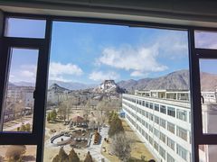 -平措康桑·和牛自助观景餐厅(布达拉宫店)