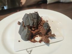 -Fridi Patisserie Cafe