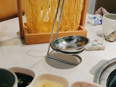-洪氏嗨捞·广东猪肚鸡·椰子鸡火锅(西咸万象城店)