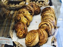 -Dough&Joe团憩(瑞虹天地月亮湾店)