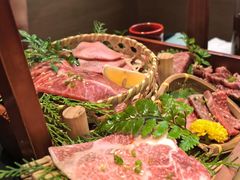 -山川小町·极番烧肉(新地假日广场店)