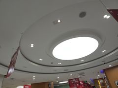 -雅悦齿科(顾村公园店)