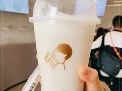-喜茶(迪士尼小镇·平行宇宙店)