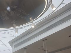 -喜茶(慈溪银泰城店)