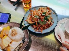 -小小集渔·泰式大排档(太古里香槟店)