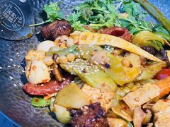 -集草轩·重庆麻辣烤鱼(西湖道店)