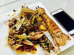 -覃记海鲜美食餐厅