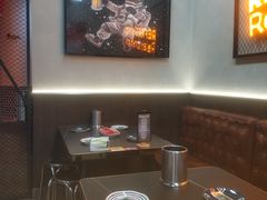 -许哥东北烧烤·铁丳烤串·宫后夹肉(繁花中心店)