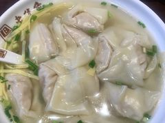 刀鱼馄饨-老半斋(福州路店)