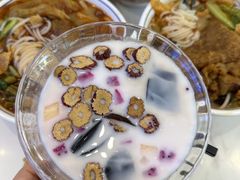 -弘束束柳州深巷螺蛳粉(珠江路店)