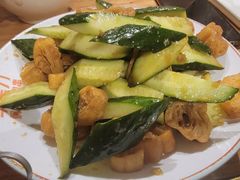 黄瓜拌油条-李军力烧烤(中原万达店)